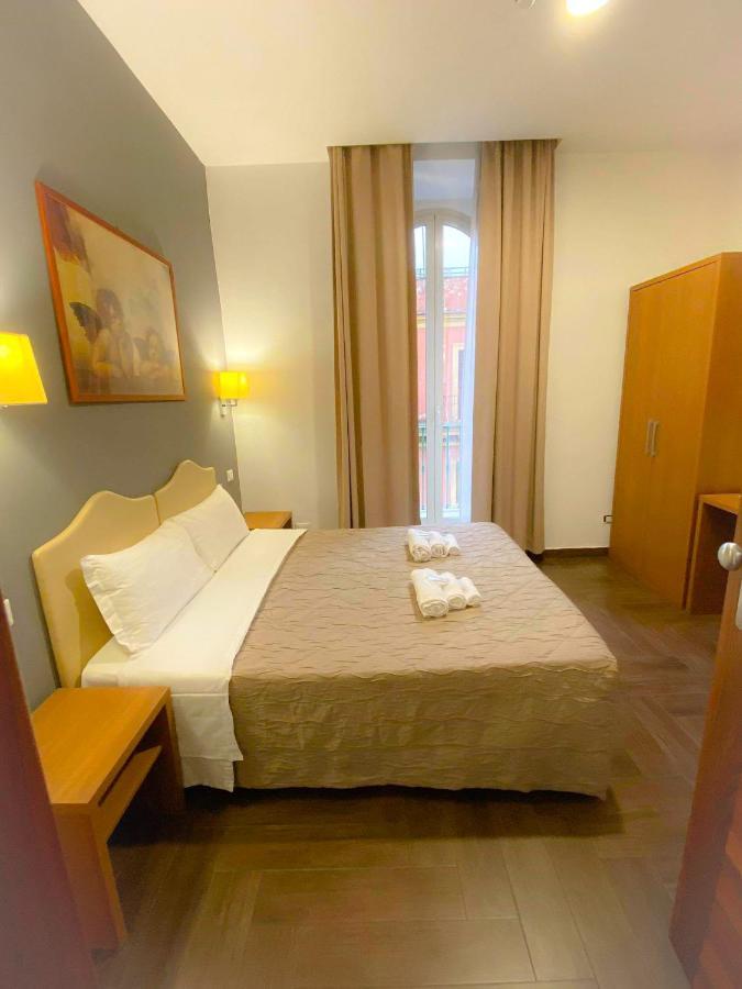 Rome Travellers Hotel Exteriör bild