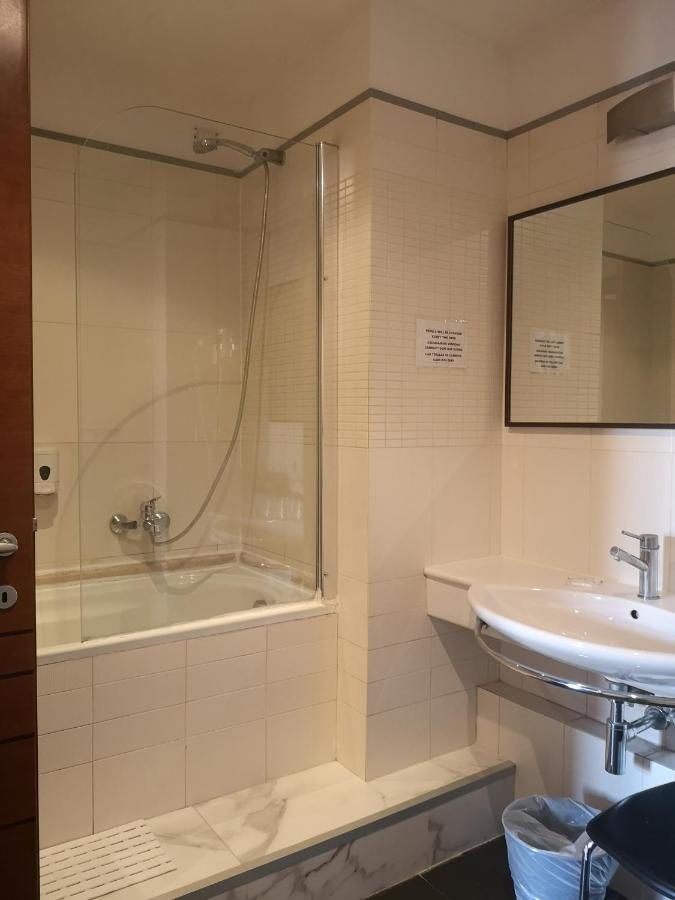 Rome Travellers Hotel Exteriör bild